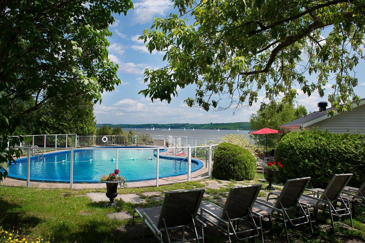 Goéliche hotel et appartement Saint-Laurent-de-l'ile d'Orleans Exterior foto